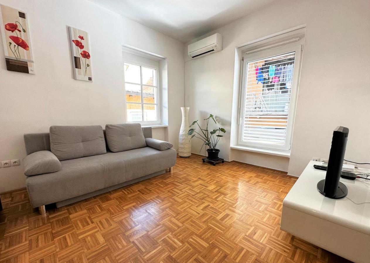 Charming Starry Night Apartment Lublana Zewnętrze zdjęcie