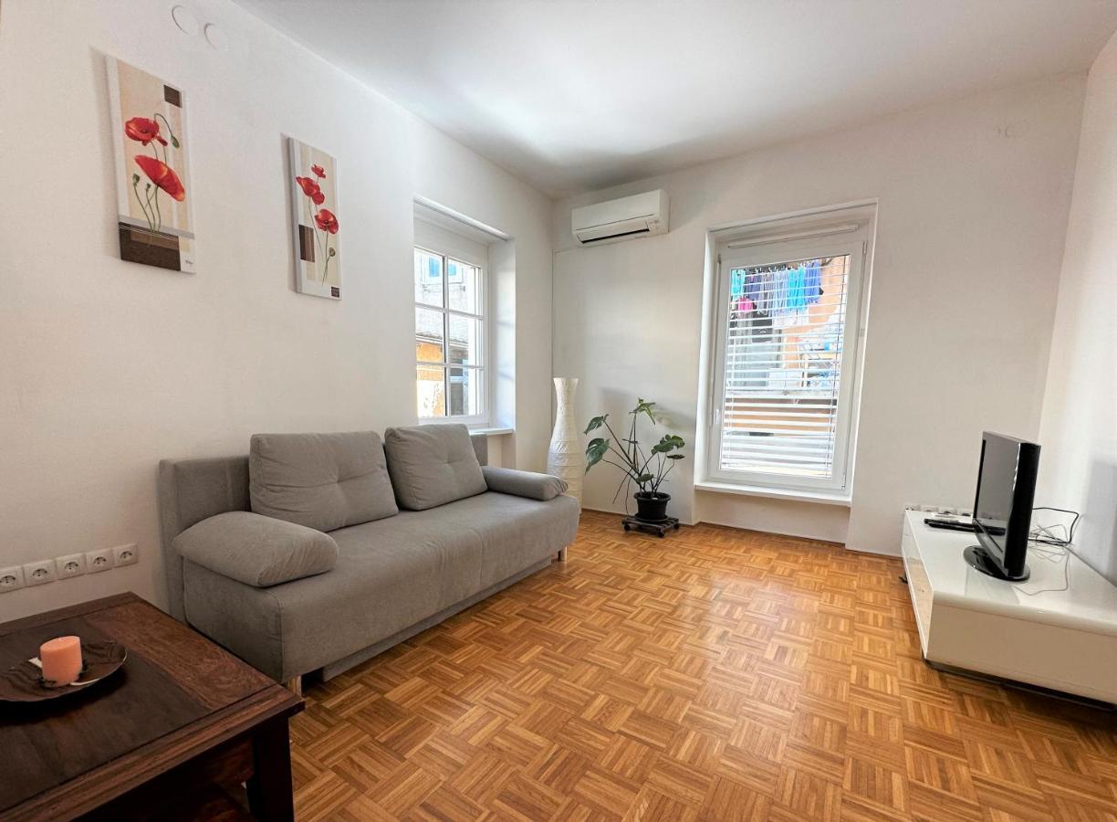 Charming Starry Night Apartment Lublana Zewnętrze zdjęcie